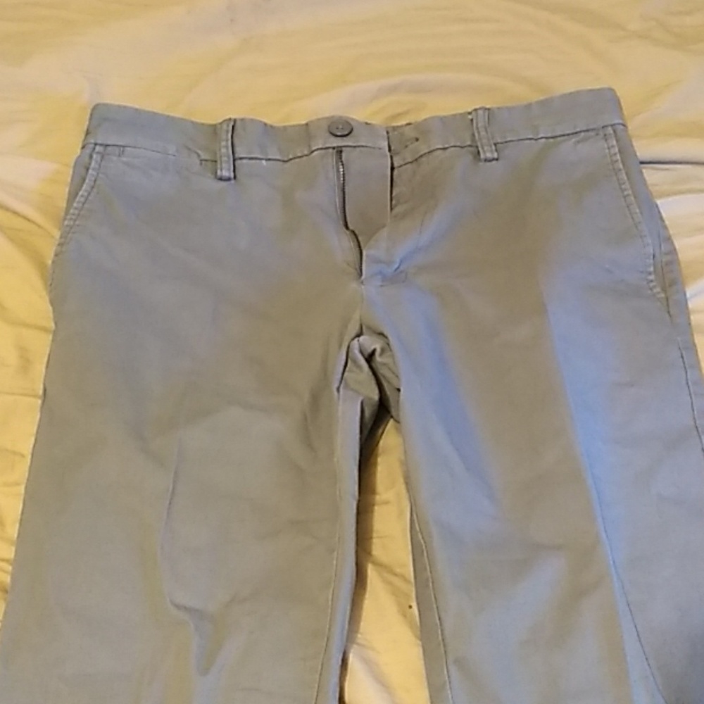 Slim Old Navy 31×30 gray chinos/dress pants